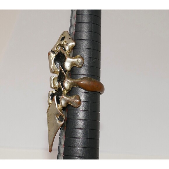 Gothic Knuckle Armor Claw Spine Vertebrae Long Ring Size 10 RARE - Picture 9 of 10